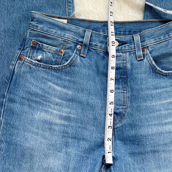 Levi’s Big E Premium High Waisted Distressed Jeans Size 27 - Picture 10 of 15